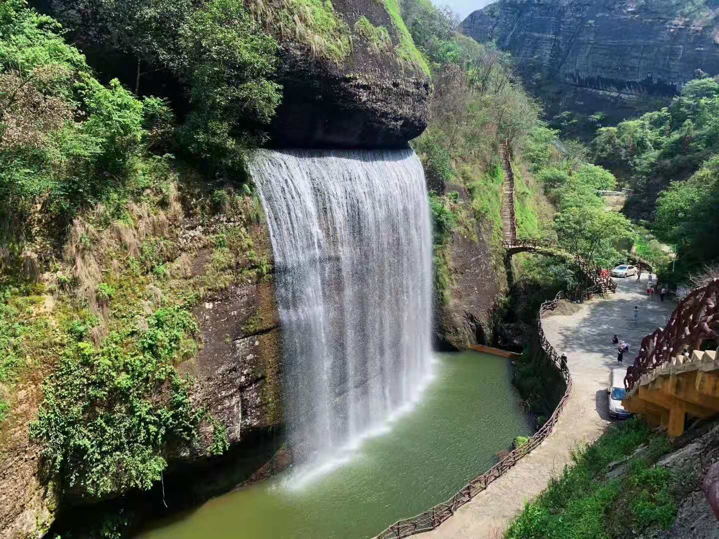 東滸寨+雙井進(jìn)士園+高峰學(xué)院+黃庭堅(jiān)故里二日游